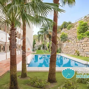 https://sky-sea-holidays-fuengirola.es-andalucia.com